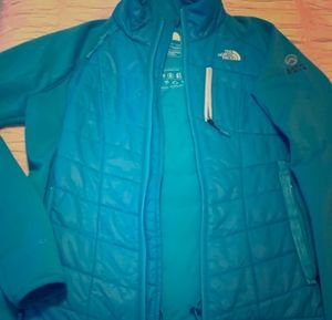 The North Face Summit Series Women’s Jacket
Size L